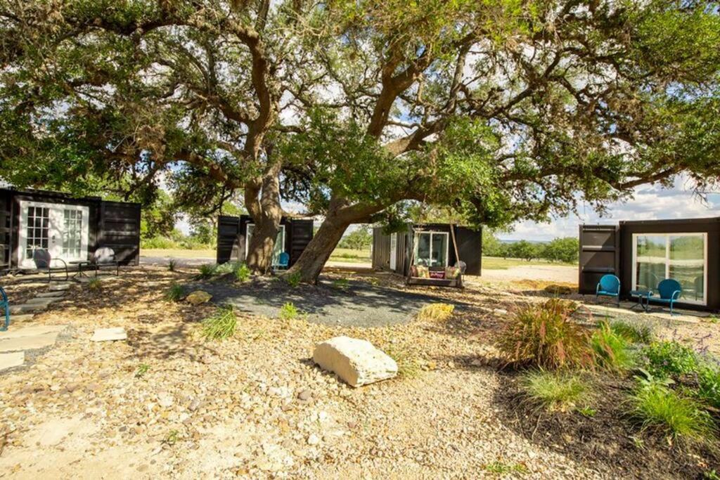 Hye The Container Retreat @ 290 Wine Trail #9 Get Away Today! מראה חיצוני תמונה