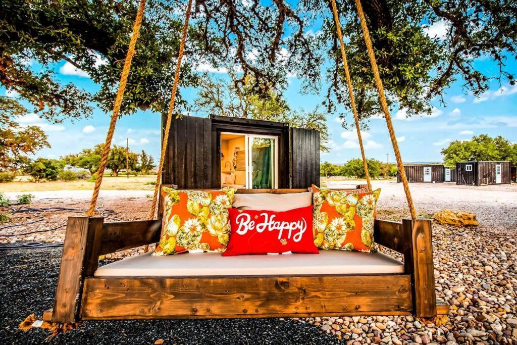 Hye The Container Retreat @ 290 Wine Trail #9 Get Away Today! מראה חיצוני תמונה